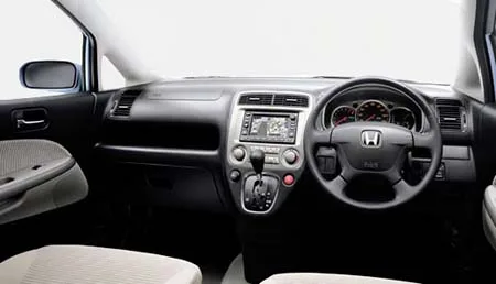 Honda Stream IS (RN4)