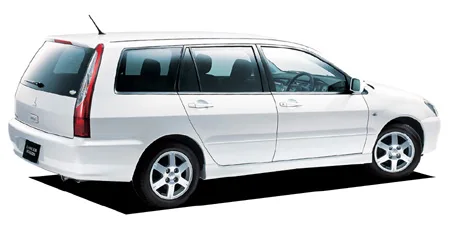 Mitsubishi Lancer Wagon TOURING (CS5W)