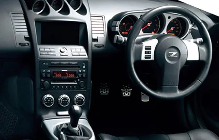 Nissan Fairlady Z VERSION ST (Z33)