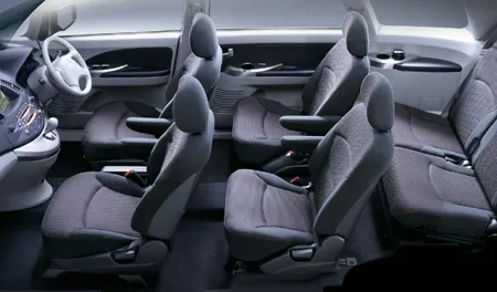 Mitsubishi Grandis STANDARD (NA4W)