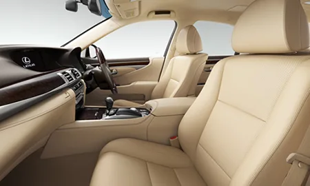 Lexus LS600H VERSION L (UVF45)