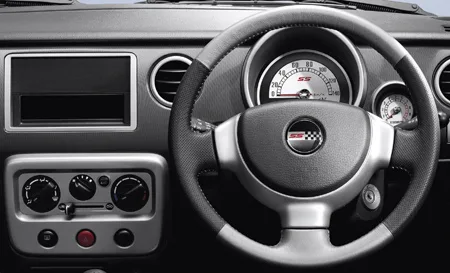 Suzuki Alto Lapin SS (HE21S)