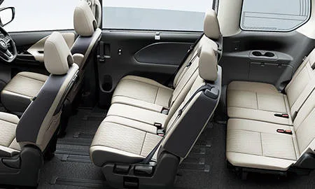 Nissan Serena HIGHWAY STAR G (GFC27)