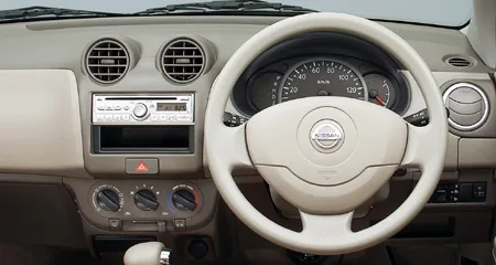 Nissan Pino E FOUR (HC24S)