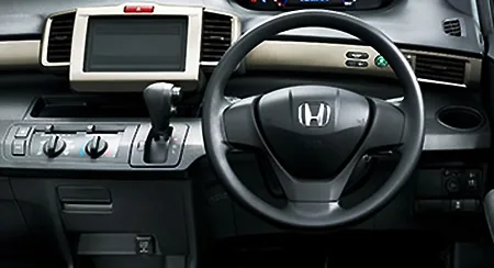 Honda Freed Spike G (GB3)
