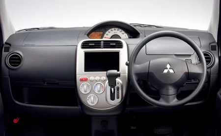 Mitsubishi Toppo S (H82A)