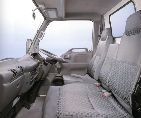 Isuzu Elf Npr BASE GRADE (ディーゼル) (NPR81AR)