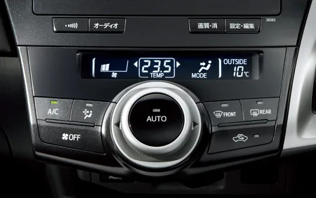 Toyota Prius Alpha G TOURING SELECTION (ZVW40W)