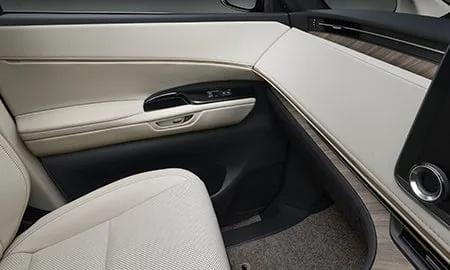Lexus LM500H EXECUTIVE (TAWH15W)