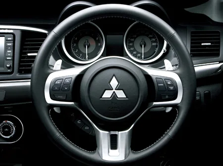 Mitsubishi Lancer GSR EVOLUTION X (CZ4A)