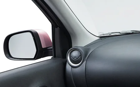 Nissan March S (K13)