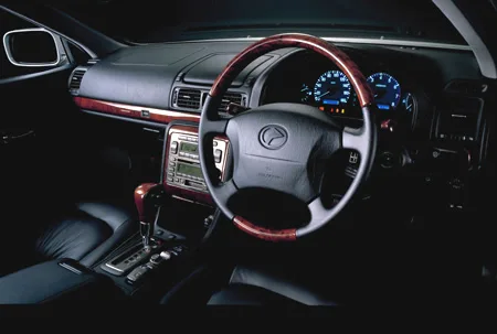 Toyota Progres NC250 IR VERSION WALNUT PACKAGE (JCG10)