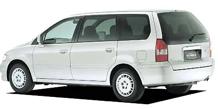 Mitsubishi Chariot Grandis EXCEED (N84W)