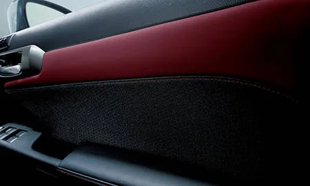 Lexus CT200H BLACK SEQUENCE (ZWA10)