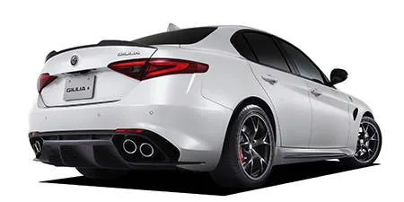 Alfa Romeo Giulia QUADRIFOGLIO CARBONIO (95220 / 95229)