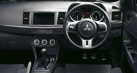 Mitsubishi Lancer GSR EVOLUTION X (CZ4A)