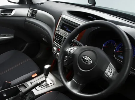 Subaru Forester 2.0XS PLATINUM SELECTION (SH5)