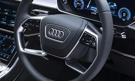 Audi A8 60TFSI QUATTRO (F8CXYF / F8CXYL)