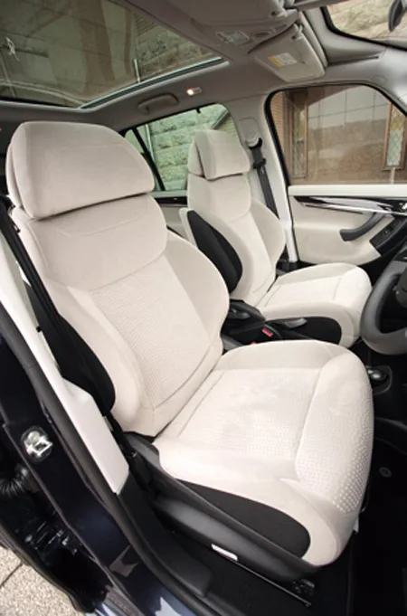 Citroen C4 Picasso 1.6T EXCLUSIVE (B585FTP / B585FXP)