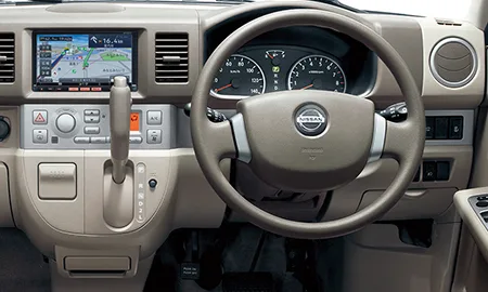 Nissan NV100CLIPPER Rio G (DR64W)