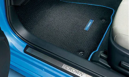 Toyota Crown Hybrid ATHLETE S SORAIRO EDITION (AWS210)