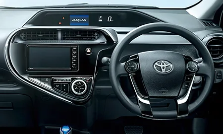 Toyota Aqua S BUSINESS PACKAGE (NHP10)