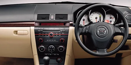 Mazda Axela 15F (BK5P)