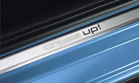 Volkswagen UP CROSS UP! (AACHYW)