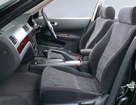 Honda Saber 25S (UA2)