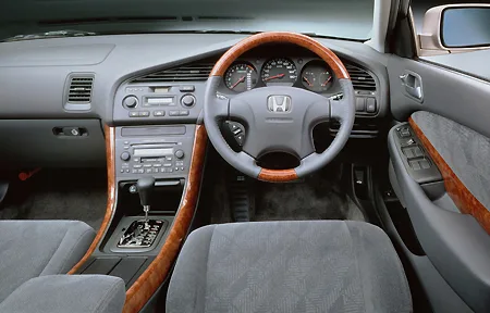 Honda Saber BASEGRADE (UA4)