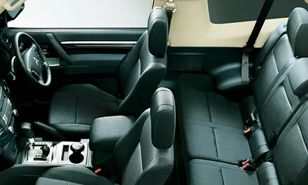 Mitsubishi Pajero SHORT VR-II (V88W)