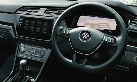 Volkswagen Golf Touran TSI HIGHLINE (1TDPC)