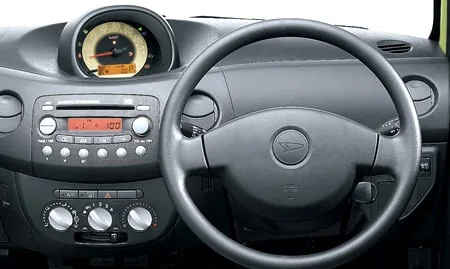 Daihatsu Esse X SPECIAL (L235S)