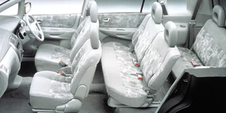 Mazda Premacy BASEGRADE (CP8W)