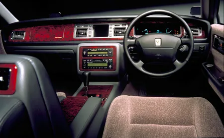 Toyota Century STANDARD MODEL DUAL EMV PACKAGE (GZG50)