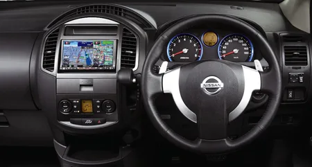 Nissan Lafesta HIGHWAY STAR (B30)