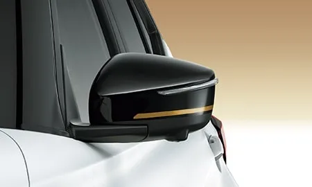 Nissan Kicks X FOUR 90TH ANNIVERSARY (SNP15)
