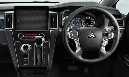 Mitsubishi Delica D5 URBAN GEAR P EDITION (CV1W)