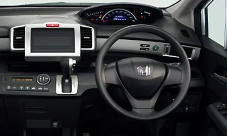 Honda Freed G AERO (GB3)