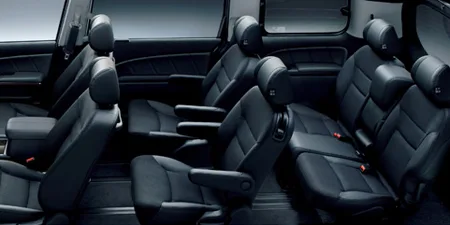 Honda Elysion Prestige S (RR2)