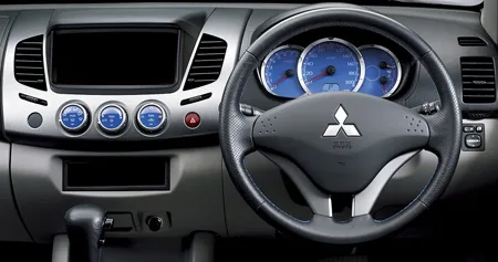 Mitsubishi Triton BASE GRADE (KB9T)