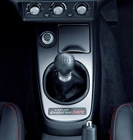 Mitsubishi Lancer Wagon EVOLUTION MR GT-A (CT9W)