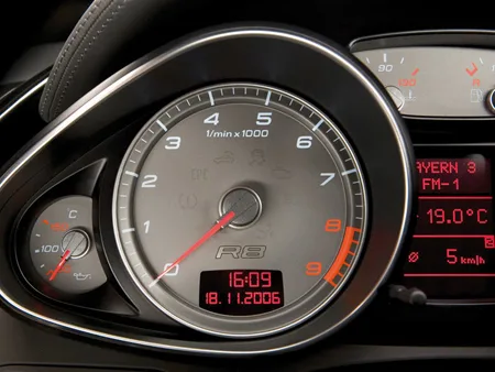 Audi R8 4.2FSI QUATTRO (42BYHF)