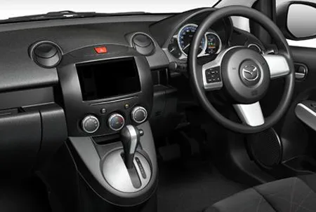 Mazda Demio 13-SKYACTIV (DEJFS)