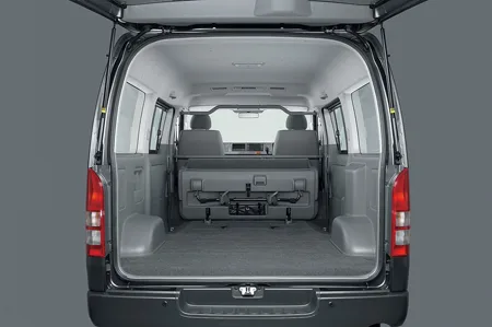 Toyota Hiace Wagon GL (TRH219W)