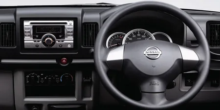 Nissan Clipper Rio G FOUR (U72W)