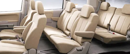 Mitsubishi Delica D5 G (CV5W)