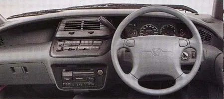 Toyota Estima Lucida X (CXR20G)