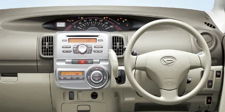 Daihatsu Tanto X (L385S)