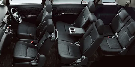Toyota Isis PLATANA V SELECTION (ZGM15W)